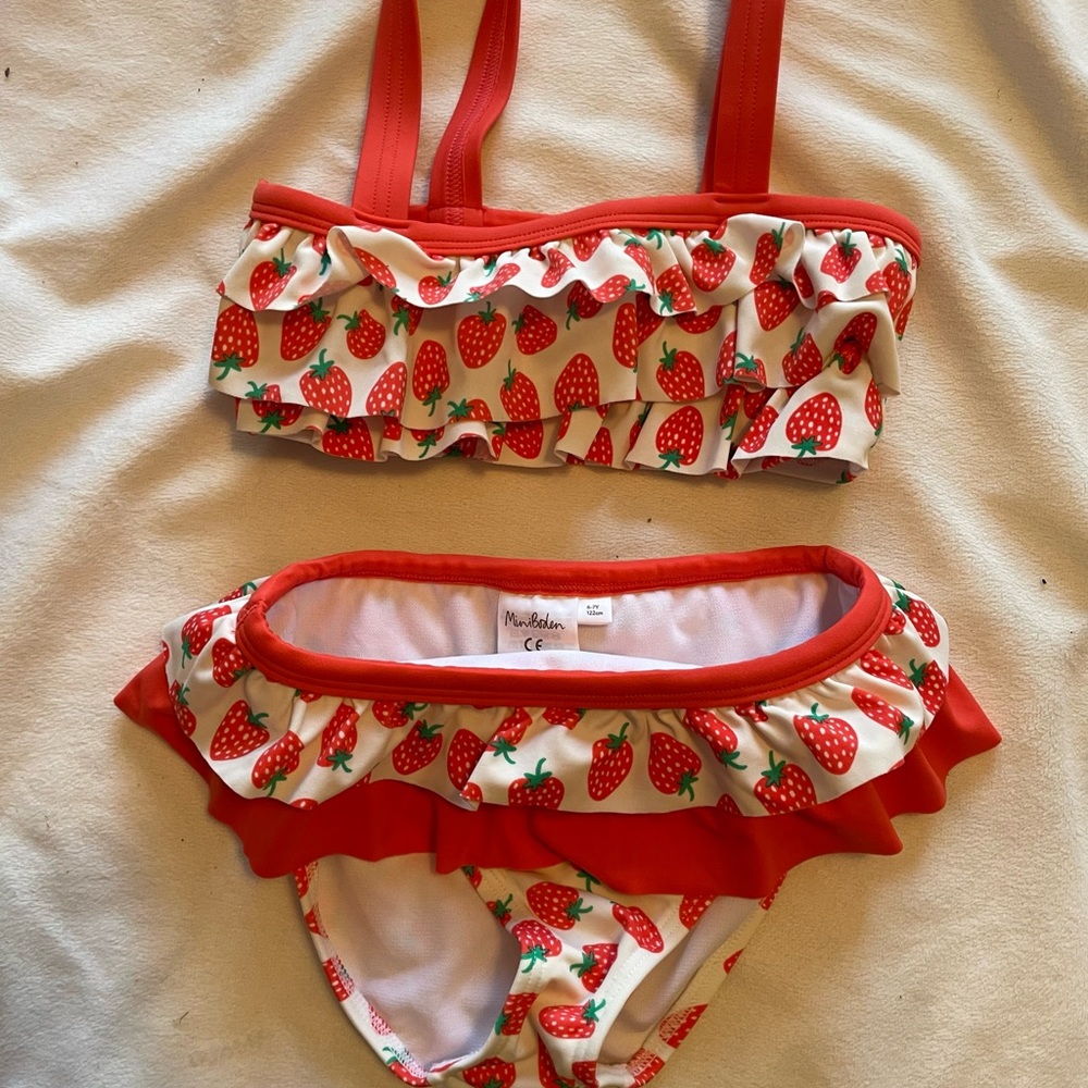 Mini Boden size 6-7Y strawberry bikini